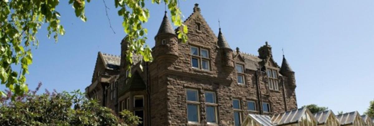 Double Tree by Hilton Dundee
